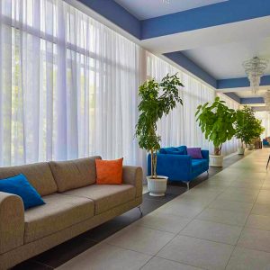 Холл в санатории Крепость в городе Кисловодске - фотография