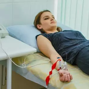 Внутривенное освечивание крови в санатории Крепость в городе Кисловодске - фотография