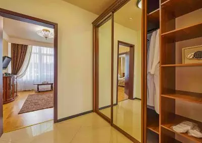 Номер Люкс в санатории Крепость в городе Кисловодске - фотография